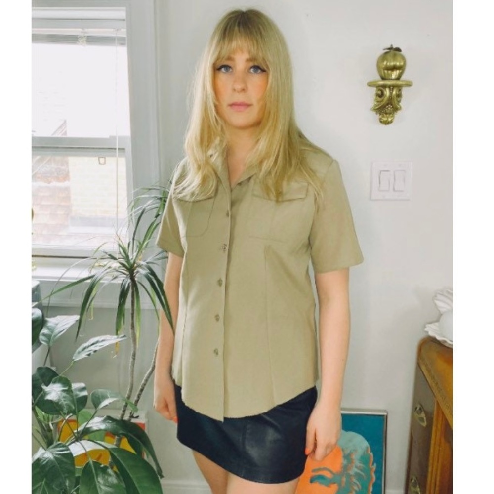 Military Short Sleeved Cargo Button Down Shirt - Made in USA - Size 34 / Medium
